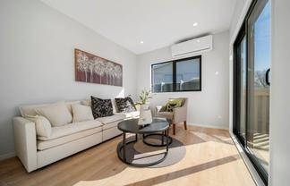  8D  Clutha Crescent, Clover Park