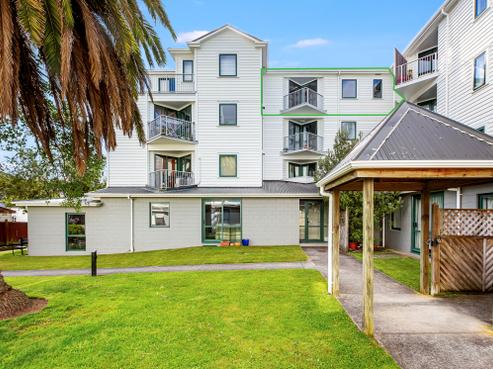 3/13D Palm Grove, Berhampore