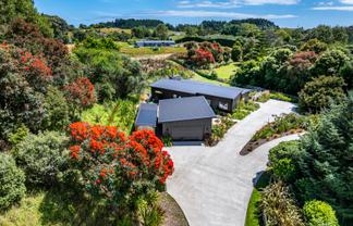 27 Smithfield Road, Waikanae