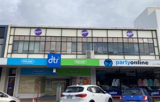 Wide Frontage