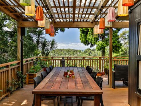 13 Takahe Road, Titirangi