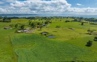 312 Grahams Beach Road, Manukau Heads