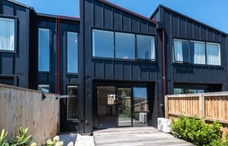 3/9 Marcroft Street, WOOLSTON