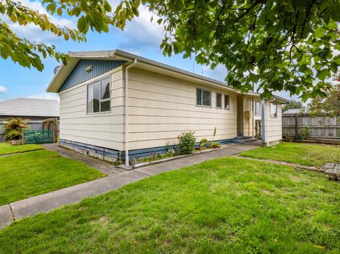 2 Gilbert Street, Amberley