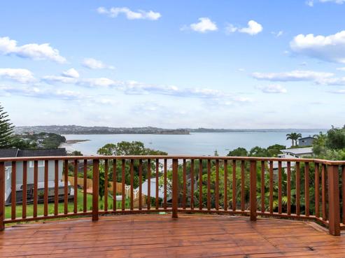 1104 Whangaparaoa Road, Tindalls Beach
