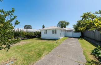 64 Tonar Street, Northcote