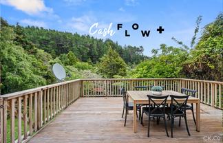 15 Elmslie Road, Pinehaven