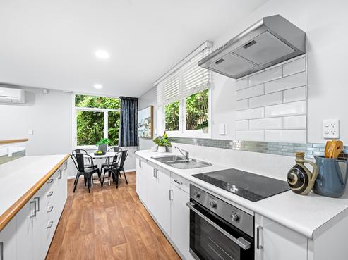 15 Elmslie Road, Pinehaven