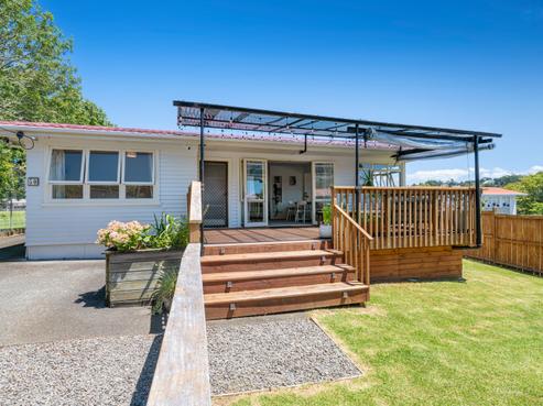 1/50 Kaipatiki Road, Glenfield