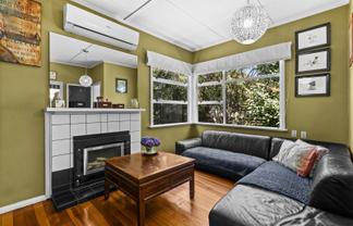 114 Mayfair Avenue, Mayfair