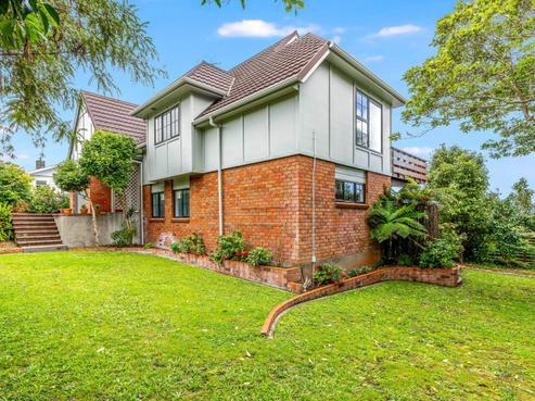 76A Winara Avenue, Waikanae