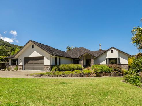 80 Tarapatiki Drive, Whitianga