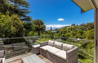 18 Victoria Road North, Onetangi