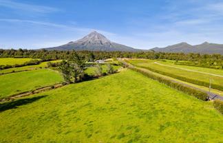 2175 Egmont Road, Kaimiro