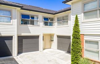 4/52 Cook Street, Hamilton East