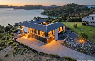 135 Huihana Lane, Coromandel