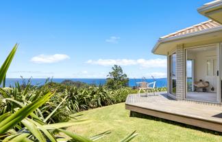 172 Cape Rodney Road, Leigh