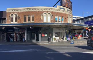 Bite-size Newmarket retail!