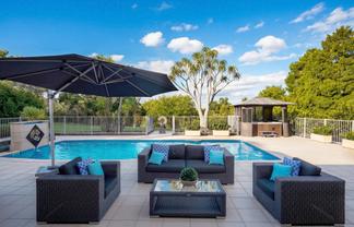 7 Burgundy Park Avenue, Henderson