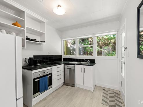 2/26 Deller Grove, Silverstream