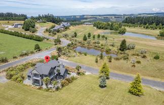 21 Tussock Lane, Windwhistle