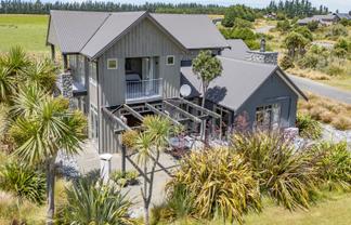 21 Tussock Lane, Windwhistle