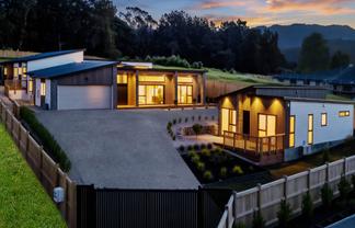 18 & 18a Katote Avenue, Swanson