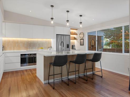12 Luplau Crescent, Cockle Bay