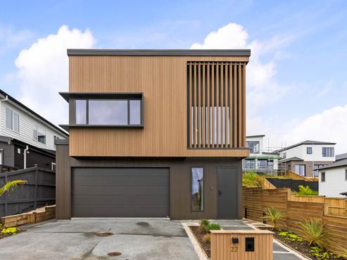 22 Pakirikiri Street, Long Bay