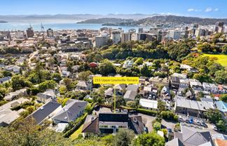 2/15 Upper Lewisville Terrace, Thorndon