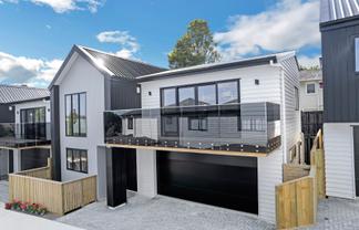 15B Lavery Place, Sunnynook