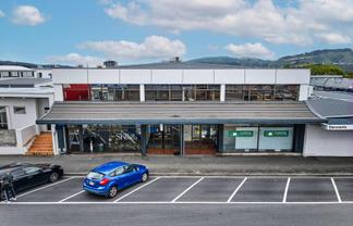 Split-risk commercial investment