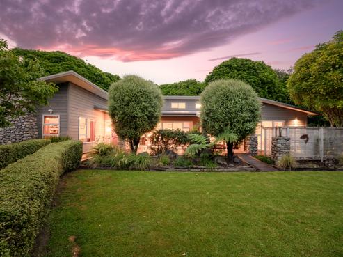 54 Kohekohe Road, Waikanae