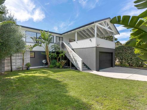 324B Mary Road, Whangamata