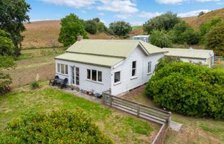 1451 Beaumont State Highway, Lawrence