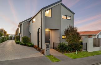 1/45 Division Street, Riccarton
