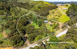 659 Backriver Road, Peria