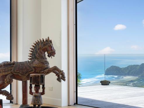 36 Piha Road, Piha