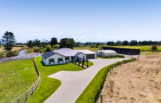 90 Peters Road, Egmont Village