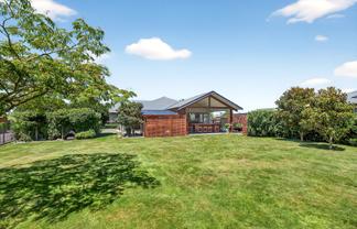 31 Solway Crescent, Solway