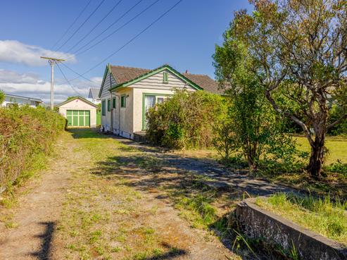 86 Racecourse Road, Waipukurau and Surrounds
