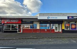 High-exposure retail on busy Great North Road