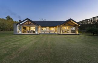 109 Old Railway Road, Riverhead