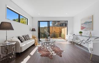 Lot 5/6&8  Embassy Place, Glenfield