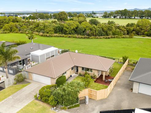 46 Butterworth Crescent, Papamoa