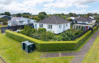 21 Hall Street, Woodville