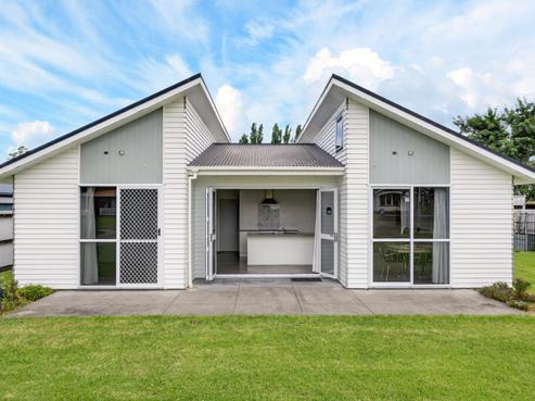 8 Parker Street, Elgin