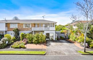 2/2B Yeoman Place, Howick