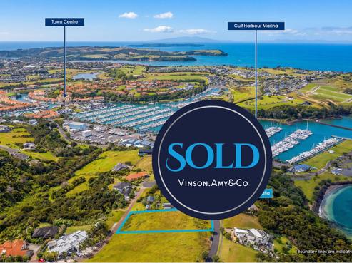 27 Balboa Drive, Matakatia