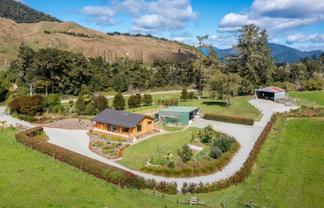 61 Matiri West Bank Road, Murchison